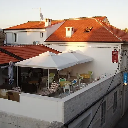 In With Terrace, Air Conditioning, Wifi, Washing Machine 4237-7 Gasthof Trogir